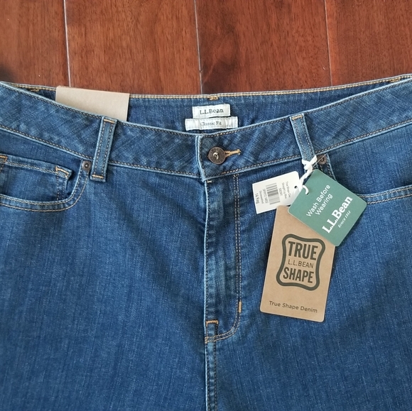 L.L.BEAN True Shape Jeans, High-Rise Straight-Leg - Size 14 Stonewashed - NWT - Picture 2 of 10